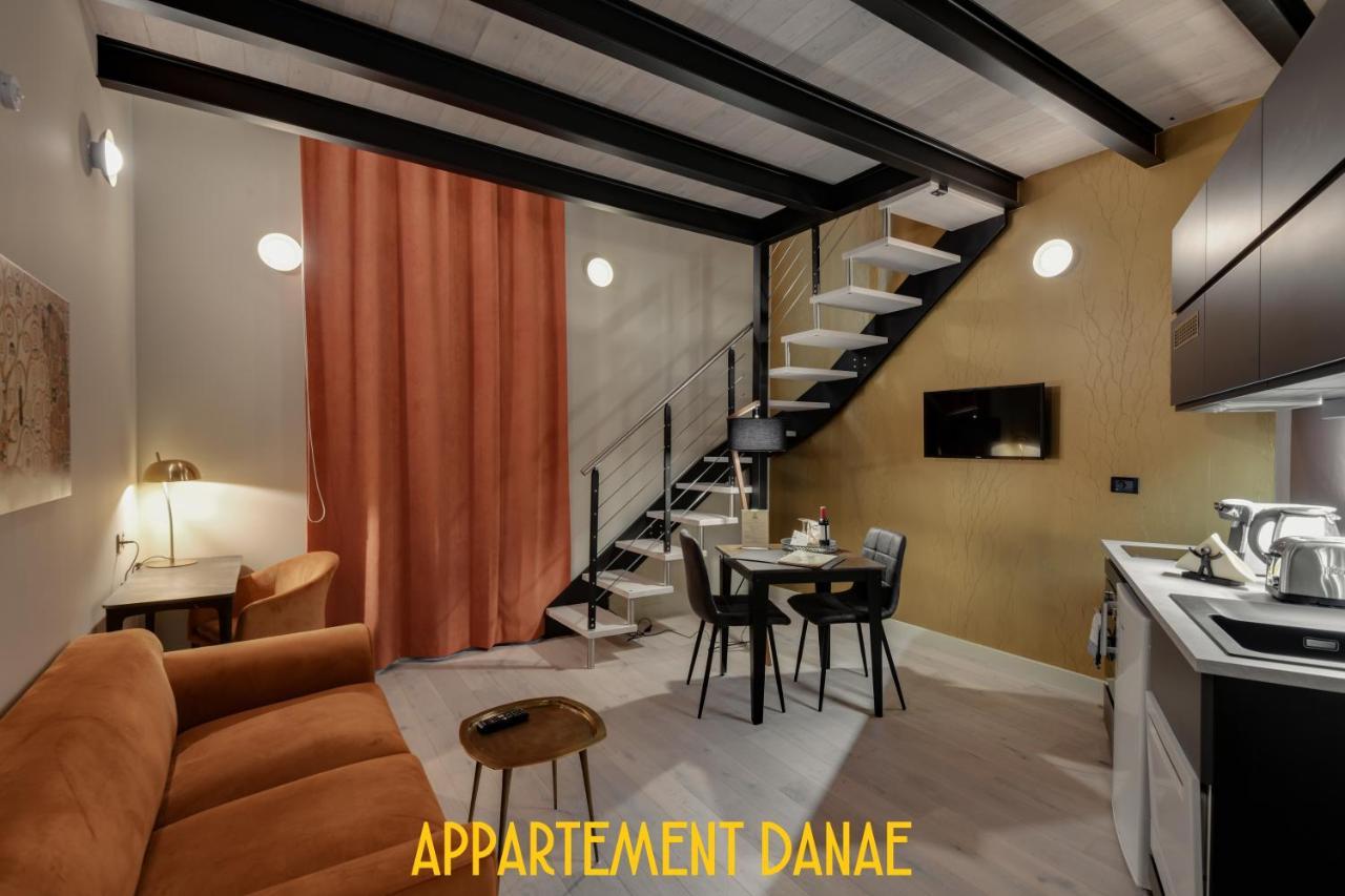 Erizio, A Bucolic And Urban Break Apartment *